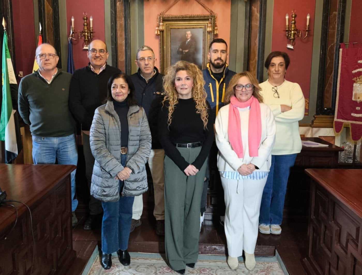 Dirigentes políticos y representantes sindicales.