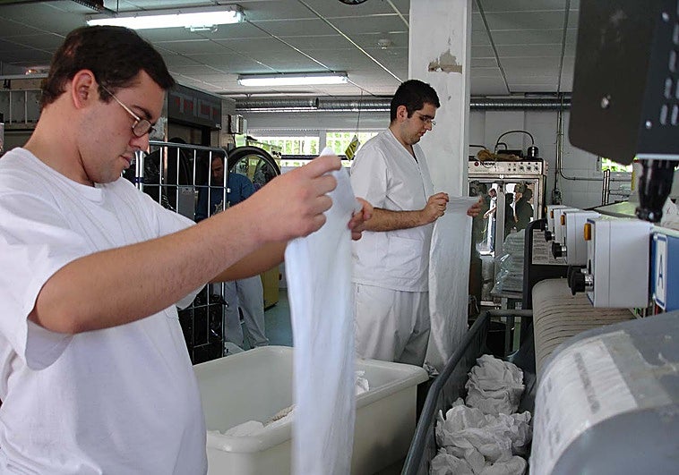 Casi el 65% de la población activa con discapacidad de Extremadura tiene trabajo