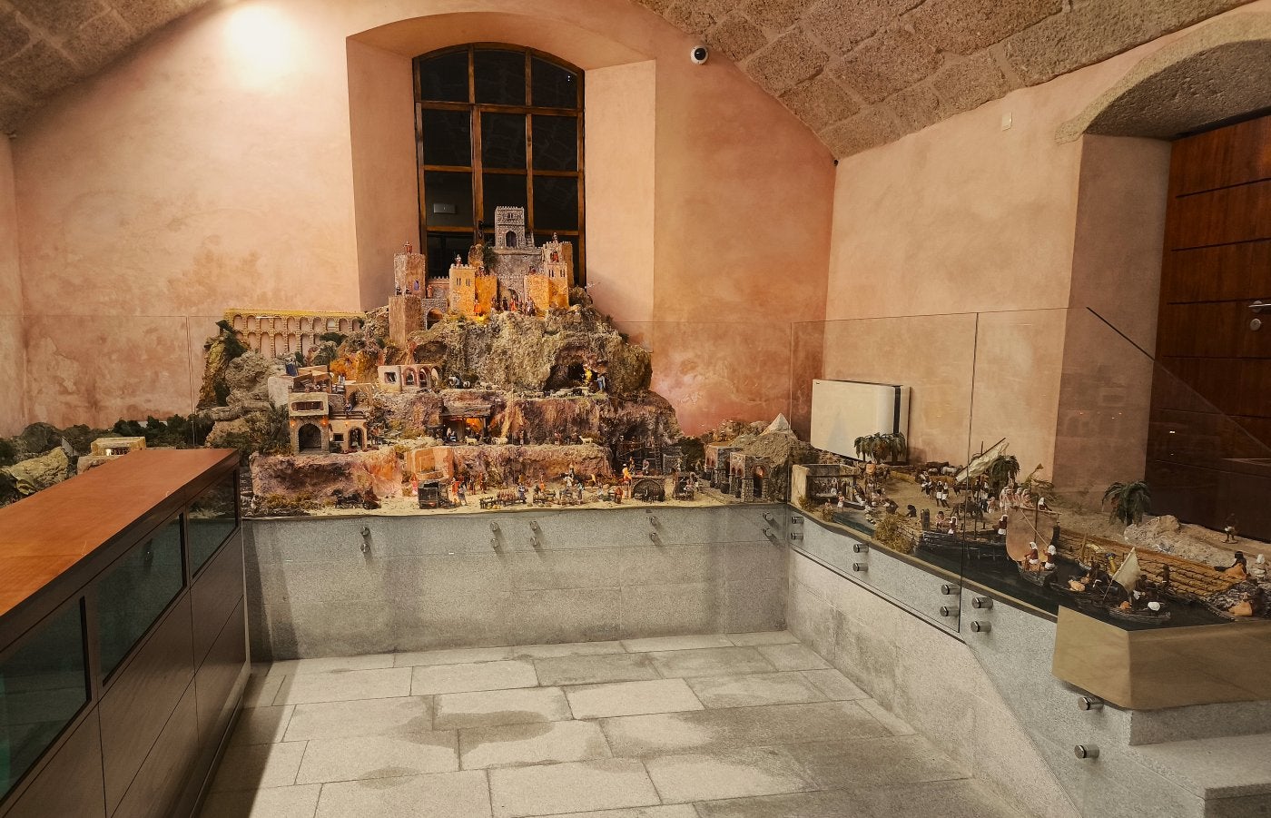 El belén ya está instalado en el Barrantes Cervantes.