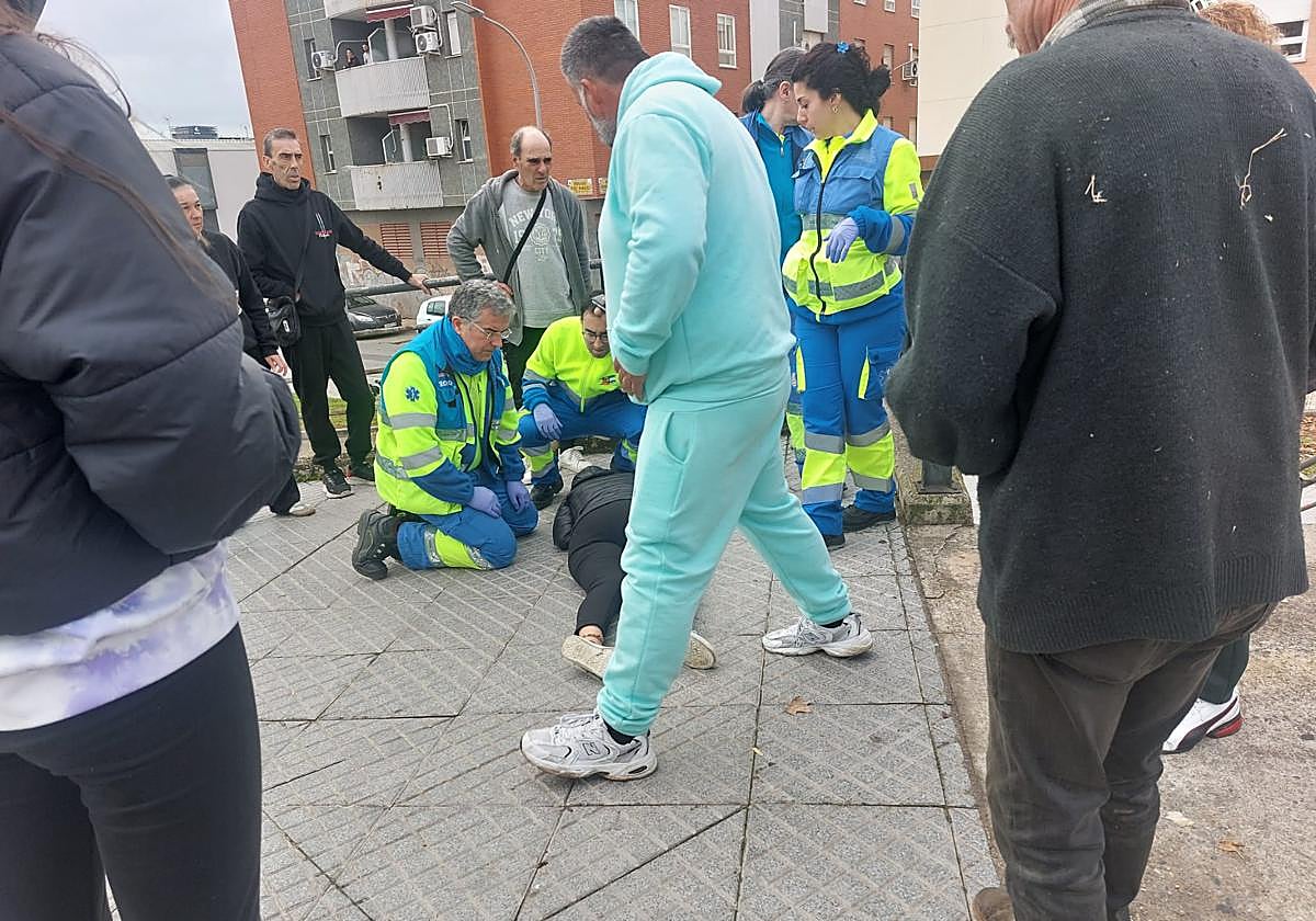 Herida una mujer en un accidente de patinete en Badajoz.