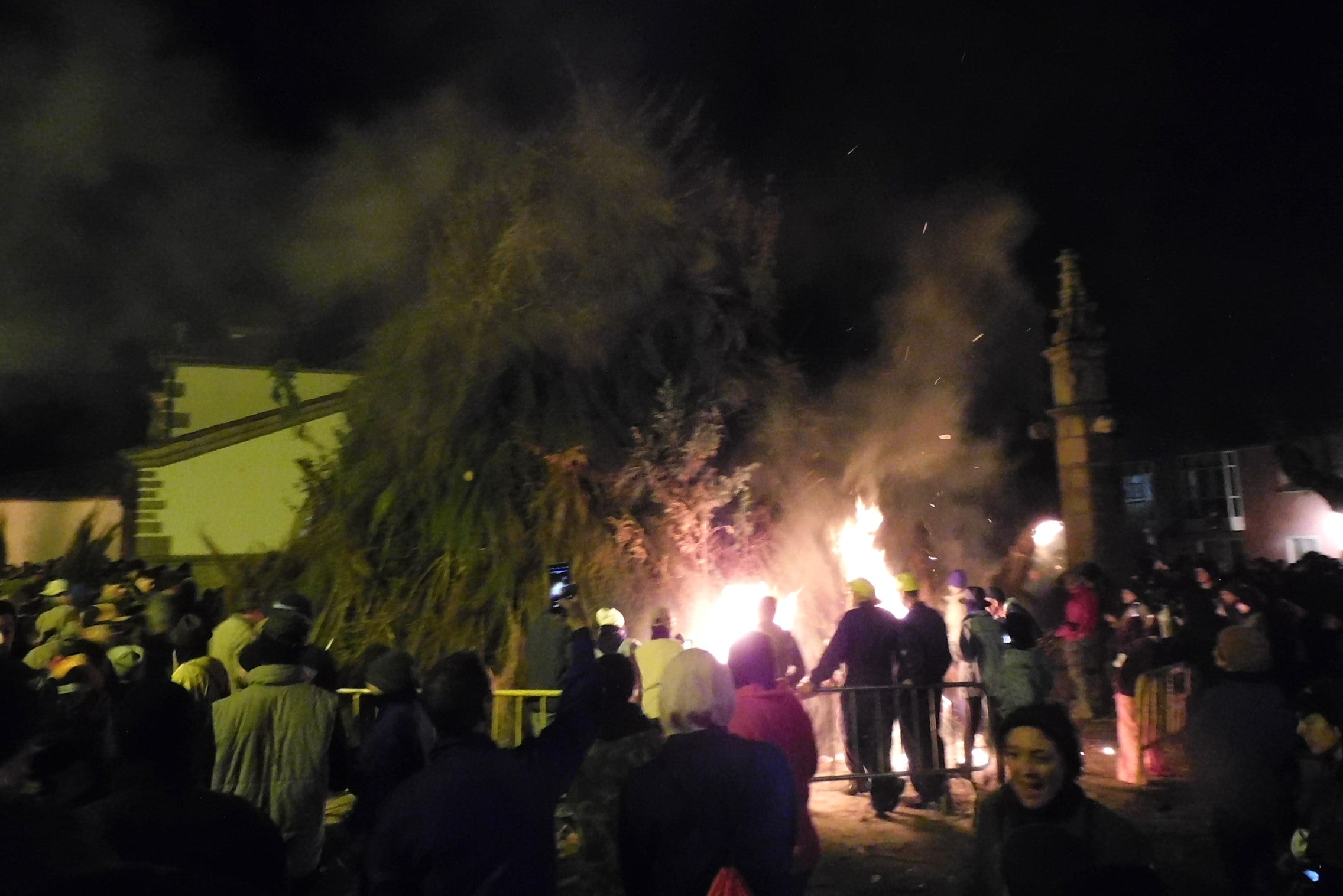 Así se vivió la fiesta de Los Escobazos en Jarandilla de la Vera