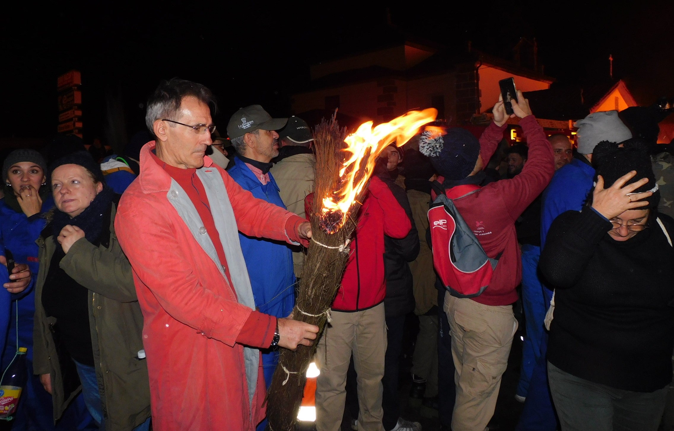 Así se vivió la fiesta de Los Escobazos en Jarandilla de la Vera