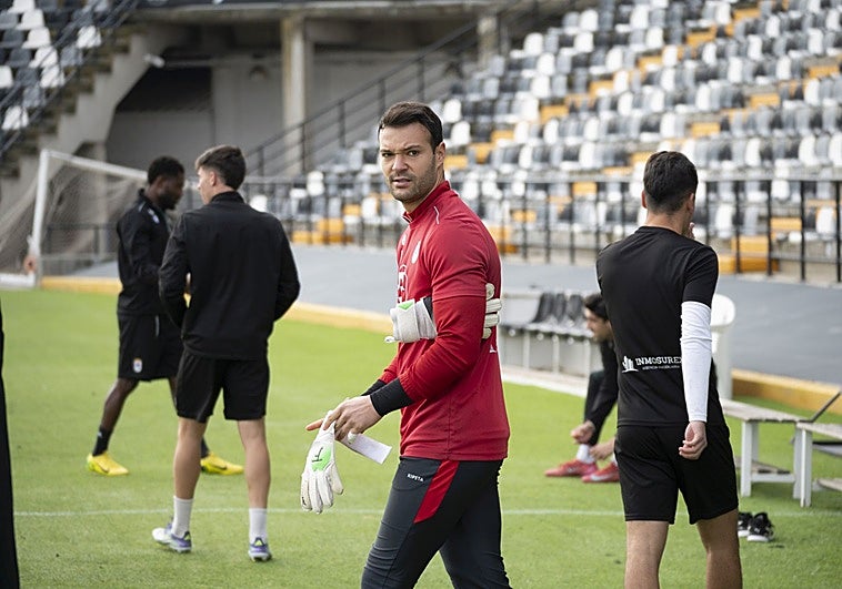 El Badajoz sigue pendiente de la enfermería