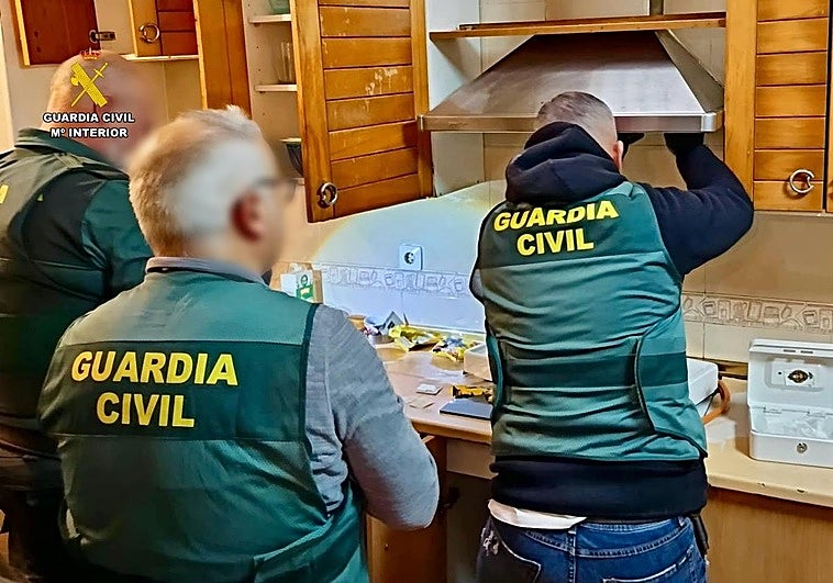 Detenida una mujer y desmantelado un punto de venta de droga en Hervás