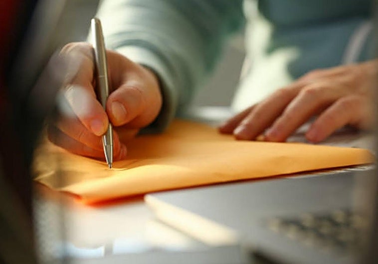 Último aviso: esta es la fecha límite para entregar tu voto por correo a las elecciones en Extremadura