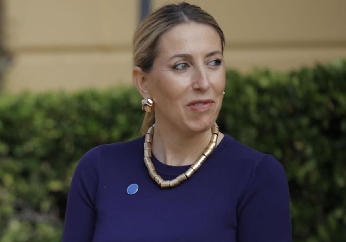 El PP dice que el marido de Guardiola «se pagó su viaje a Japón» y que ésta se reserva el derecho de querellarse