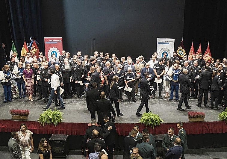 Las oposiciones de Policía Local se retrasan por una recusación al tribunal y la impugnación de preguntas