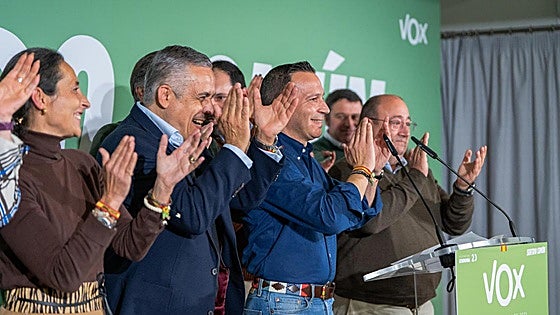 Fotos | Así ha celebrado Vox sus resultados en las elecciones de Extremadura