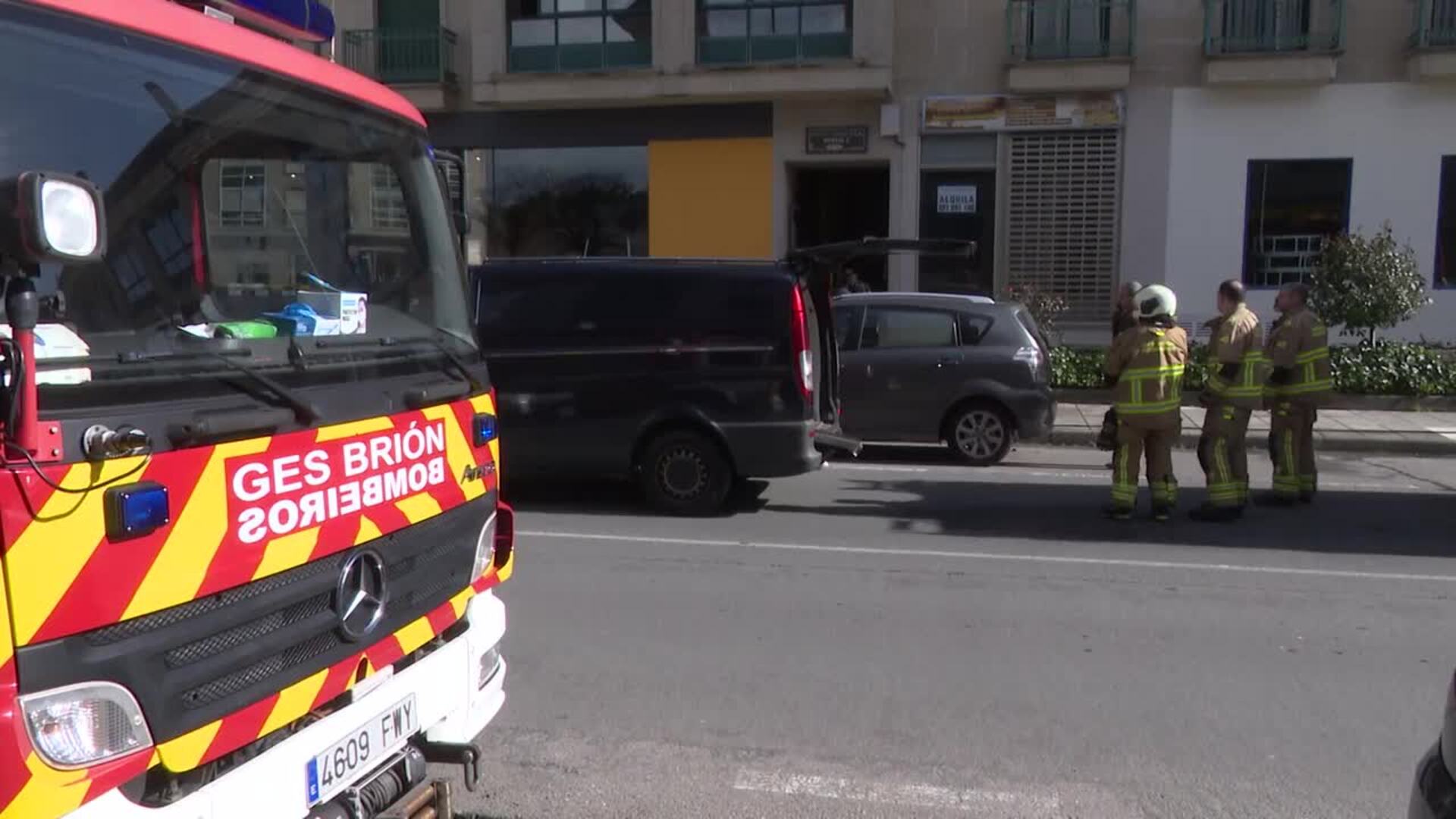 Muere un octogenario en Bertamiráns (A Coruña) tras el incendio originado en su vivienda