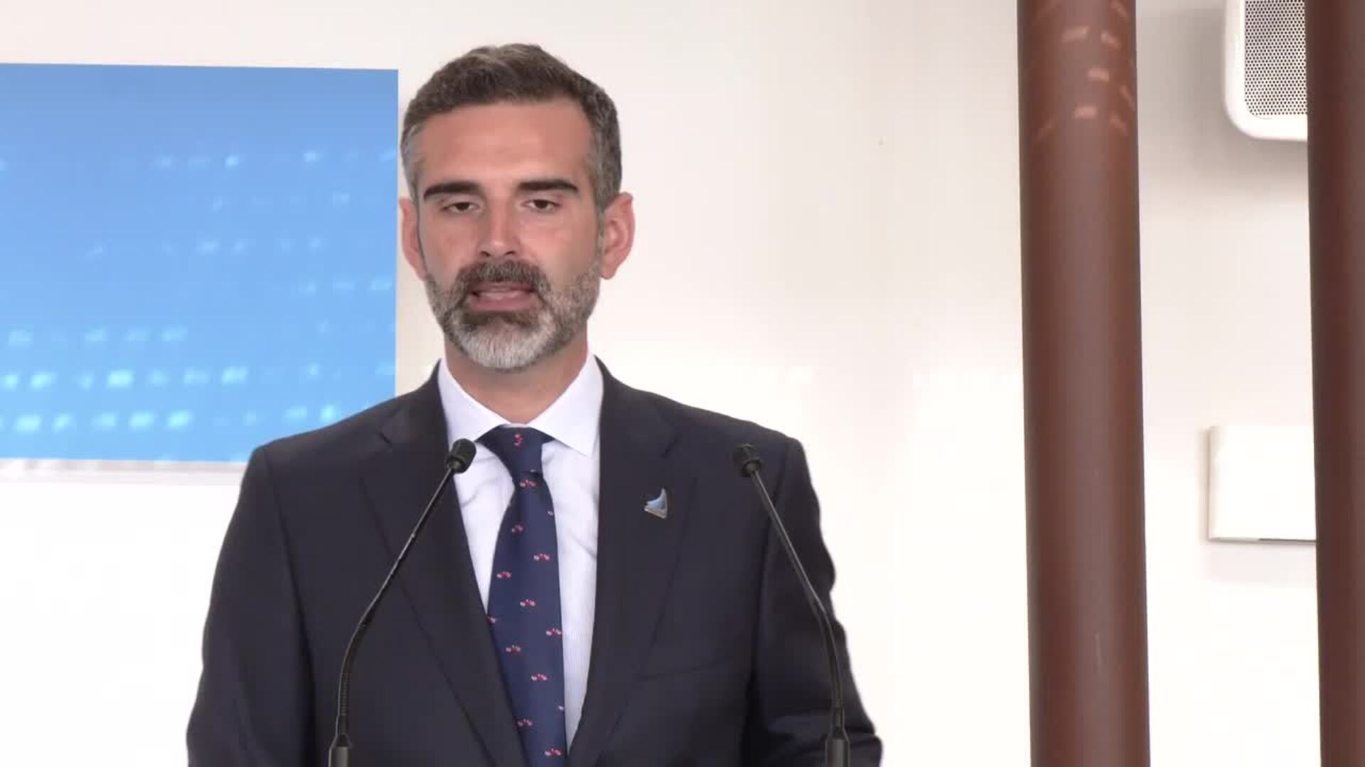 Fernández-Pacheco destaca la economía azul como clave del desarrollo y estrategia esencial