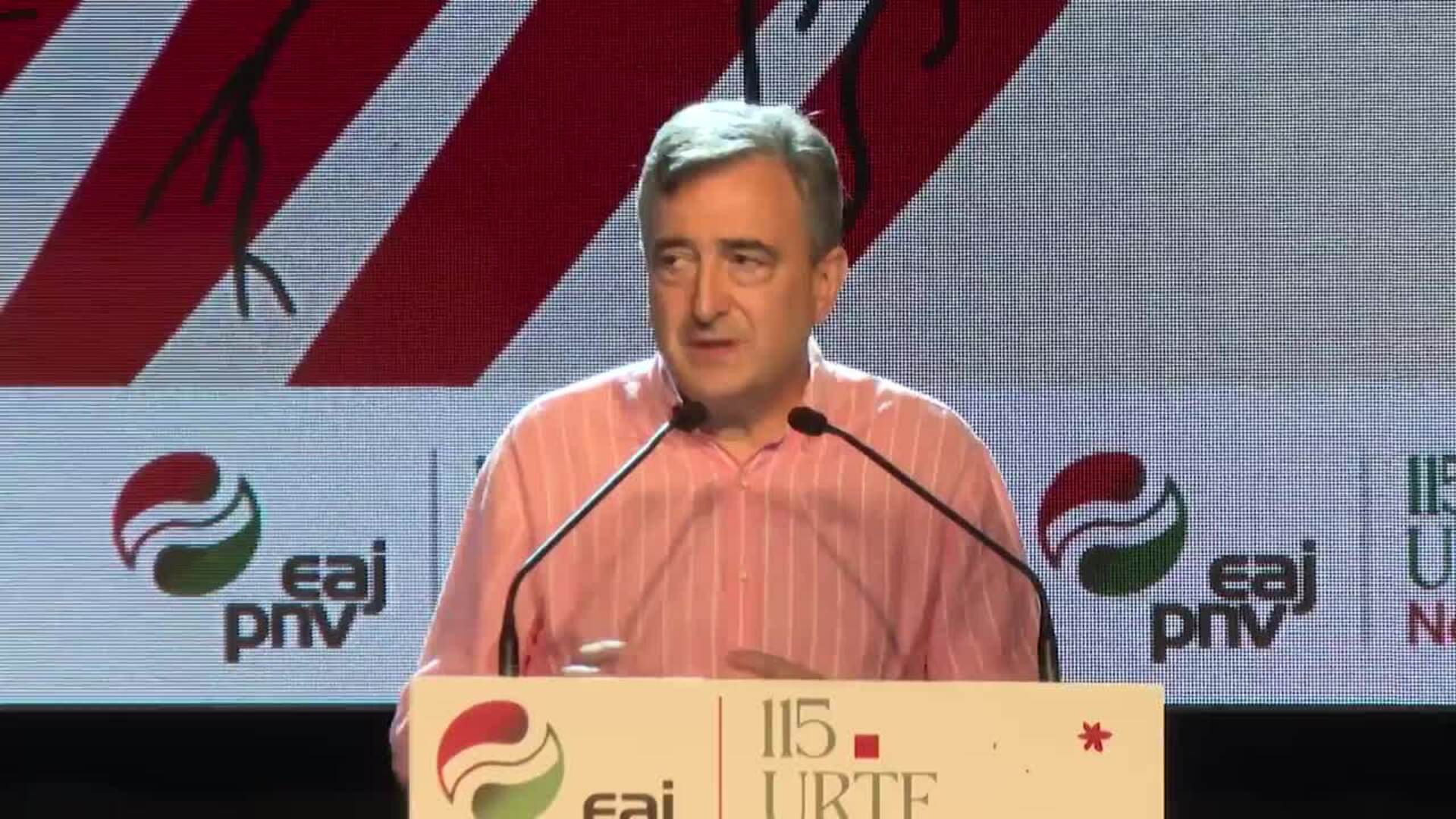 Esteban pide que Sánchez comparezca "cuanto antes y no el 9 de julio"