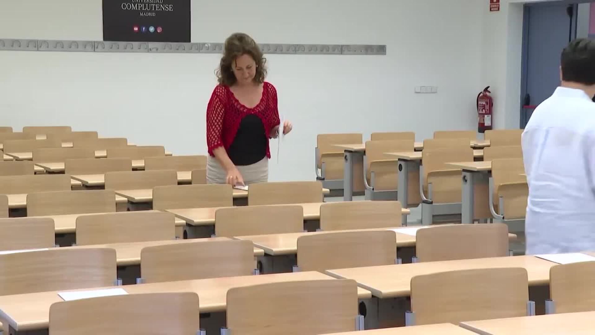 Arranca la convocatoria extraordinaria de las PAU: "La segunda vez estoy más tranquila"