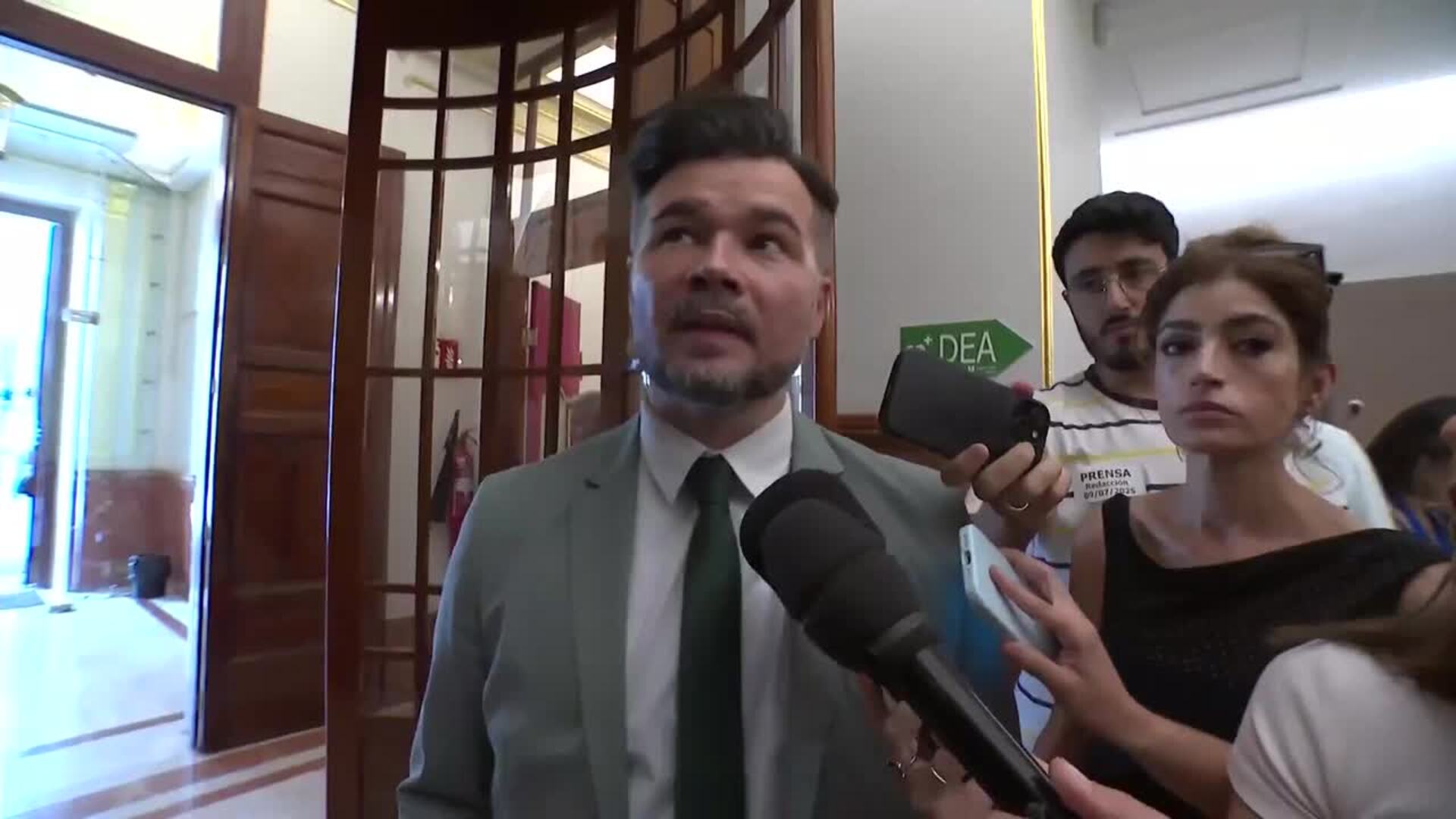ERC considera el "y tú más" un "error"