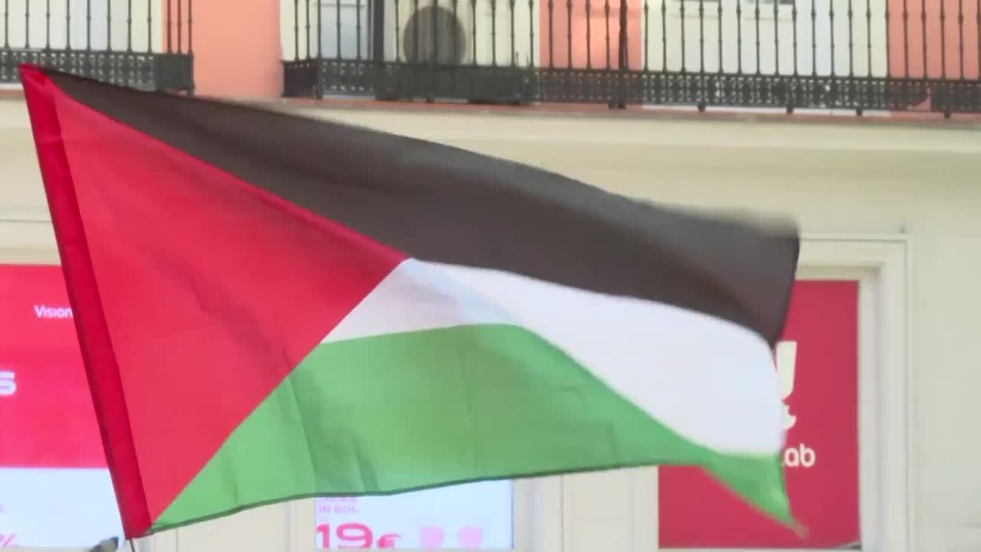 Multitud de personas se concentran en Madrid contra el "genocidio" en Palestina