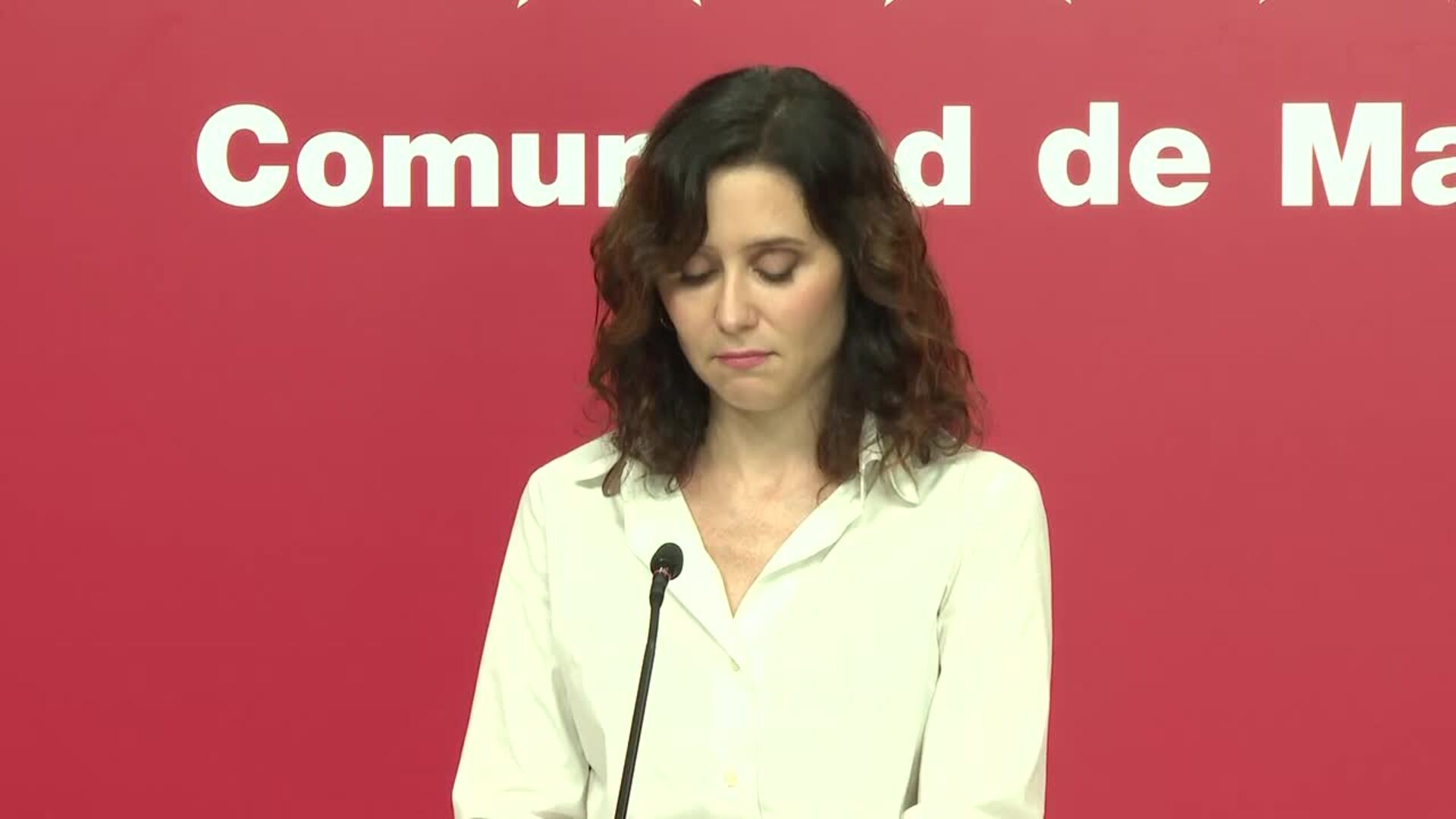 Ayuso critica a un TC que está "trufado de políticos disfrazados"