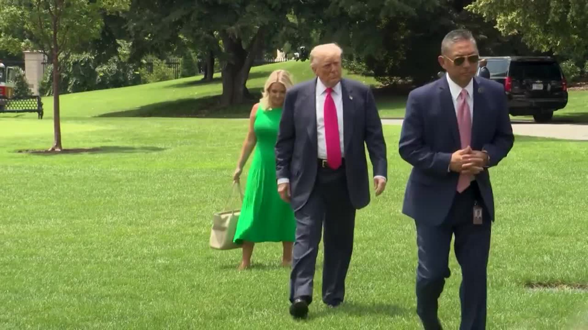Trump anuncia un acuerdo comercial por el que rebaja al 15 por ciento los aranceles a Japón