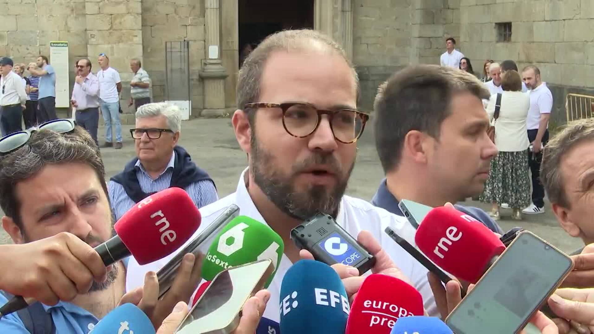 Los afectados por los incendios de Zamora trasladan a los Reyes su petición de ayuda