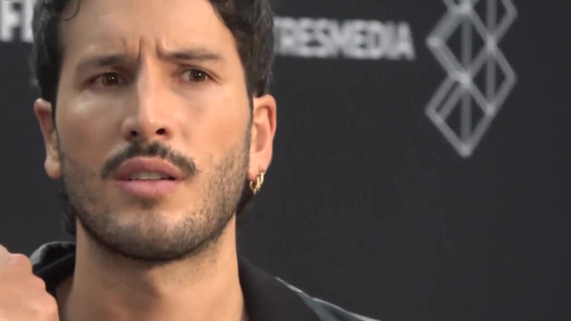 Sebastián Yatra, su tajante reacción ante la felicidad de Aitana con Plex