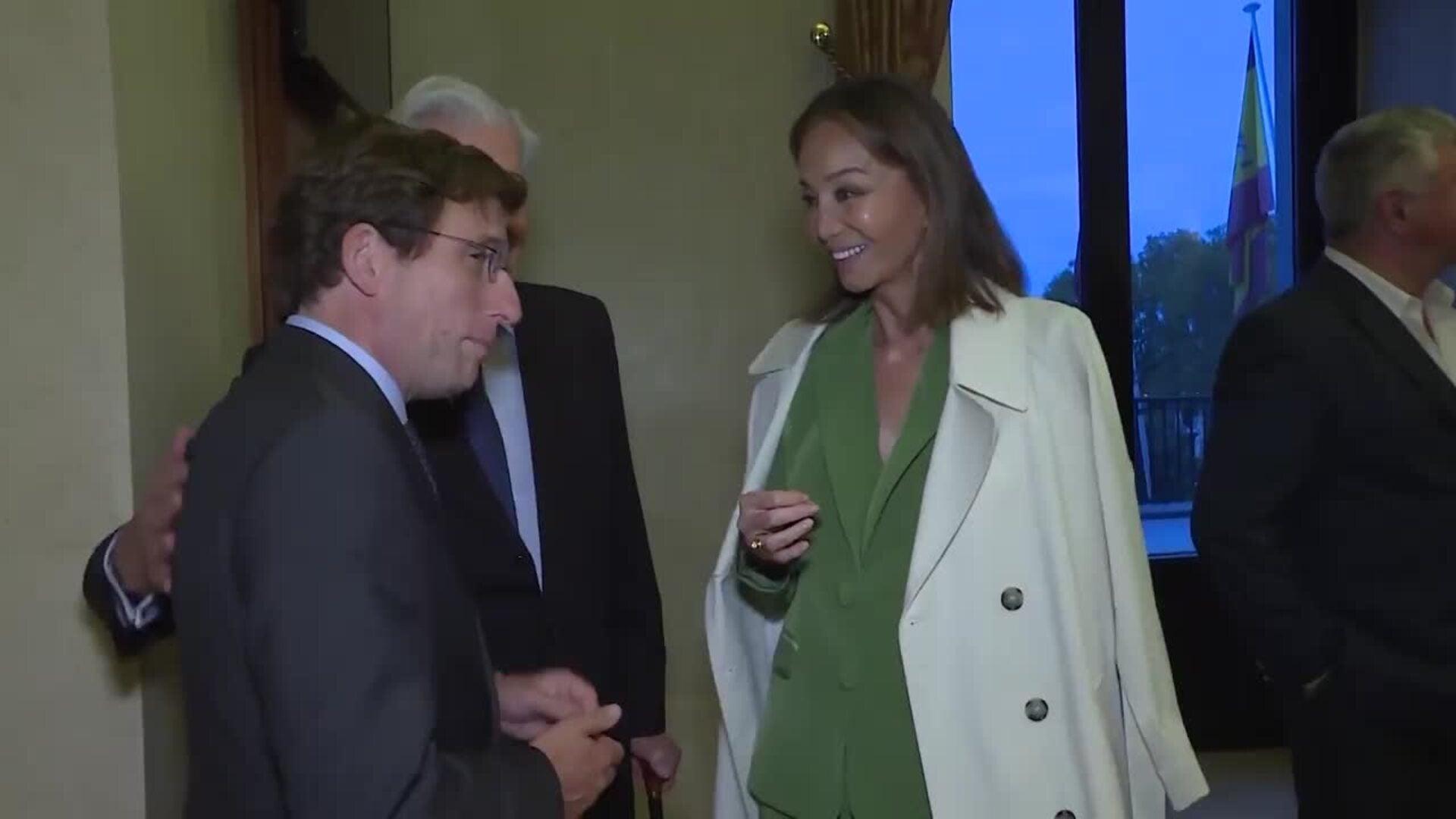 Isabel Preysler anuncia la publicación de sus memorias