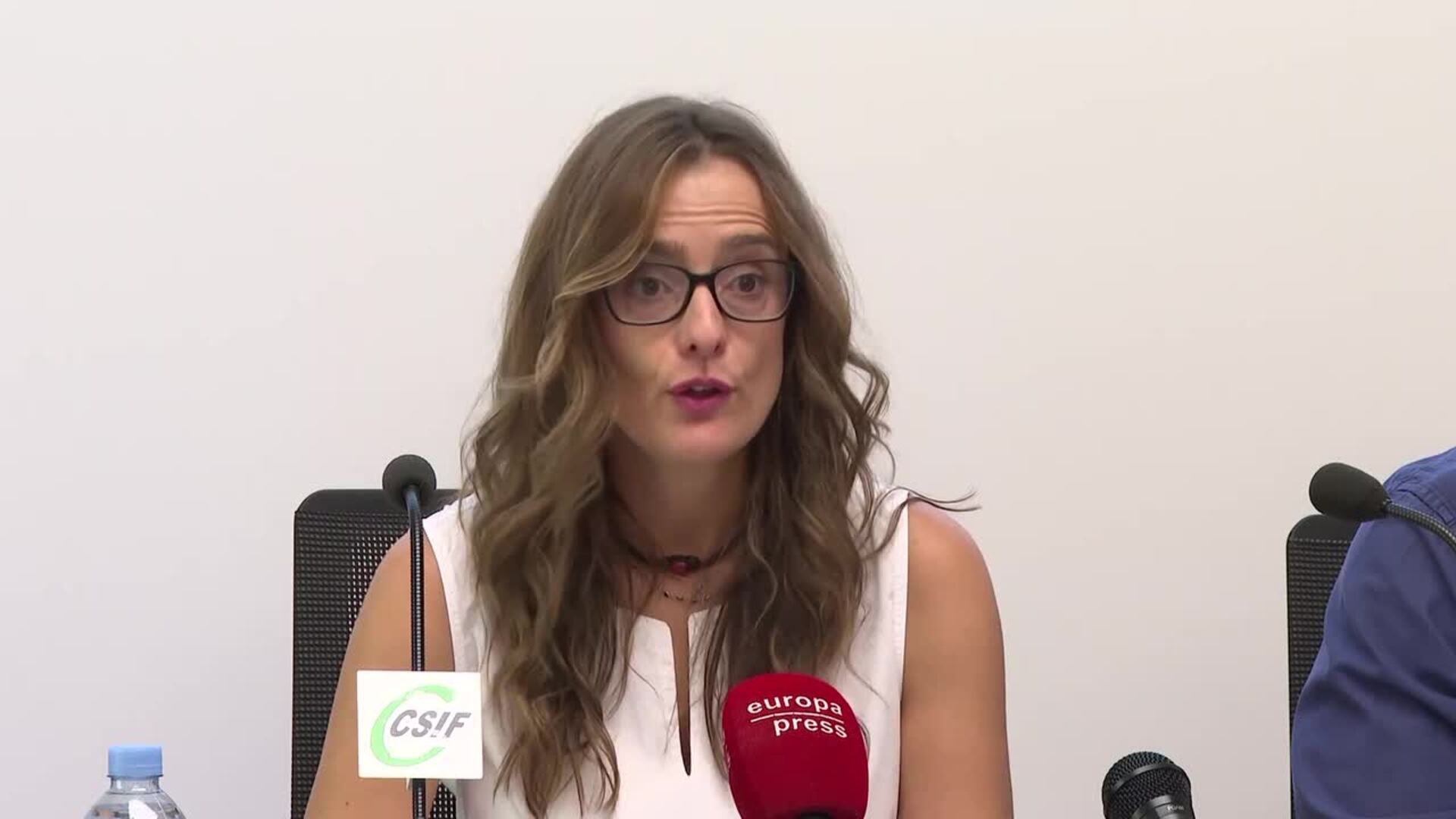 CSIF critica que la escuela pública reabra las aulas con un déficit de 44.442 docentes