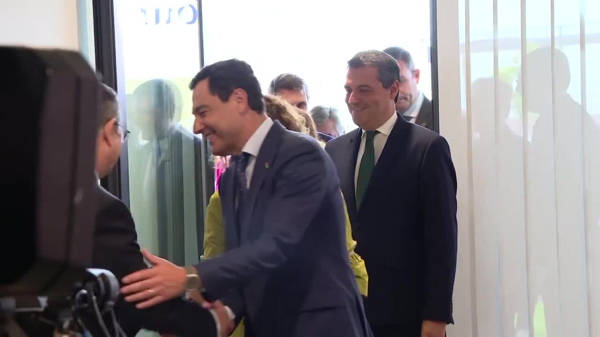 Moreno y Montero reivindican colaboración y "pelear menos" para dar soluciones habitacionales