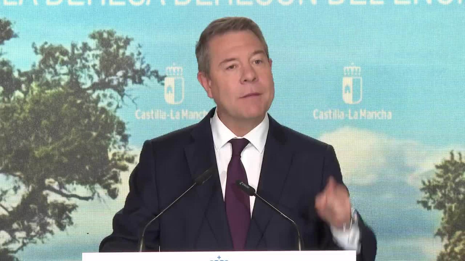 Page avanza que propondrá nuevas deducciones fiscales