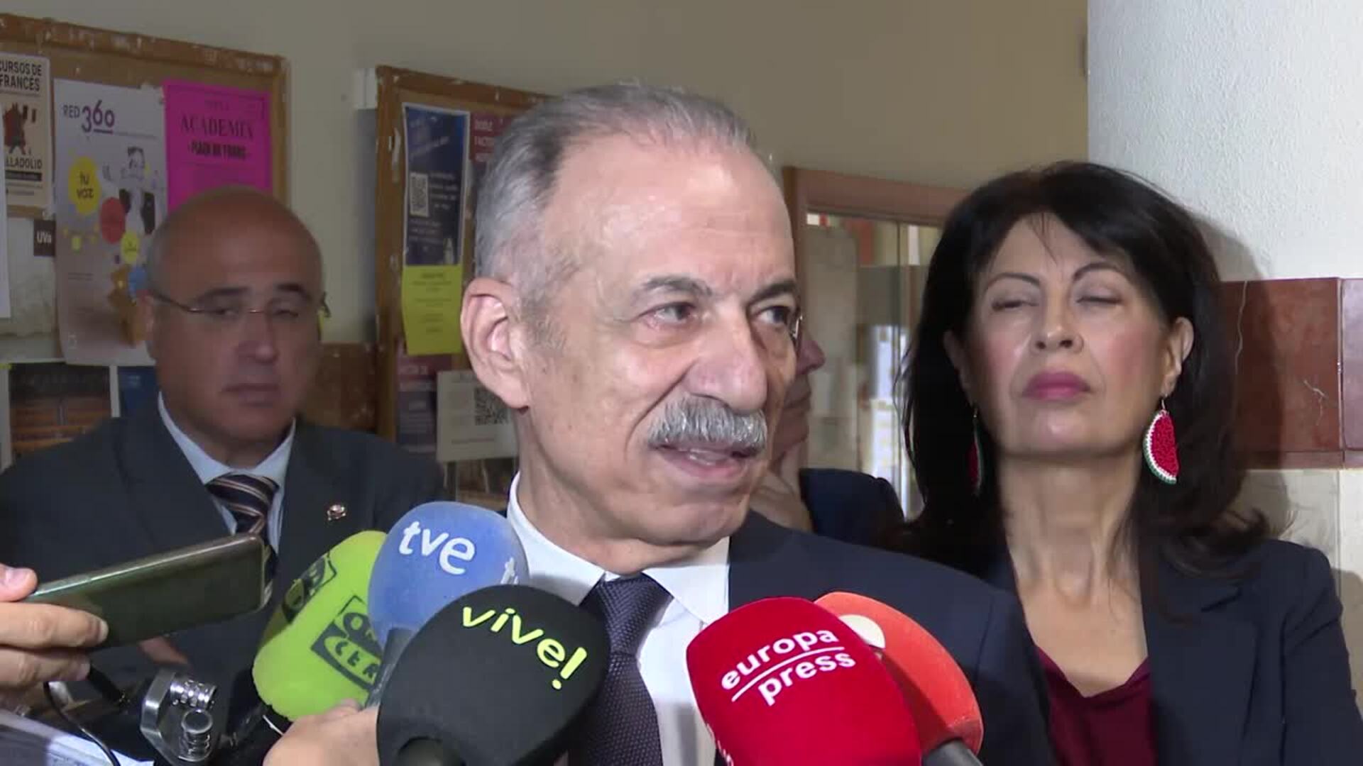 El embajador de Palestina en España ve con "optimismo" el acuerdo de alto el fuego en Gaza
