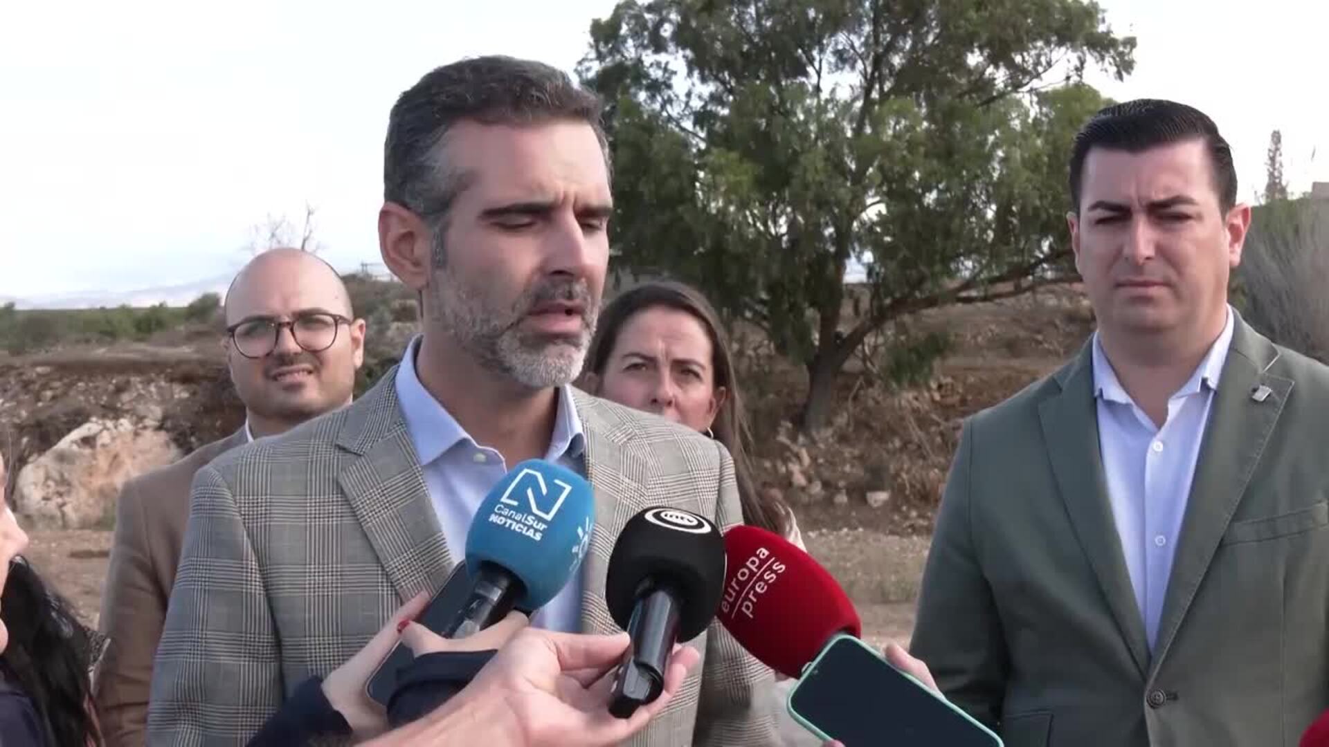 La Junta de Andalucía invierte más de 1,2 millones en colector de Níjar y Fernán Pérez
