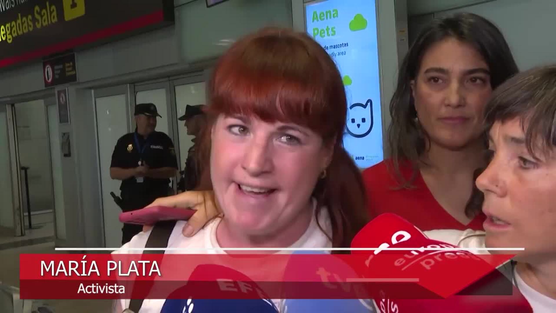 Cuatro de los españoles de la segunda flotilla detenidos por Israel regresan a España