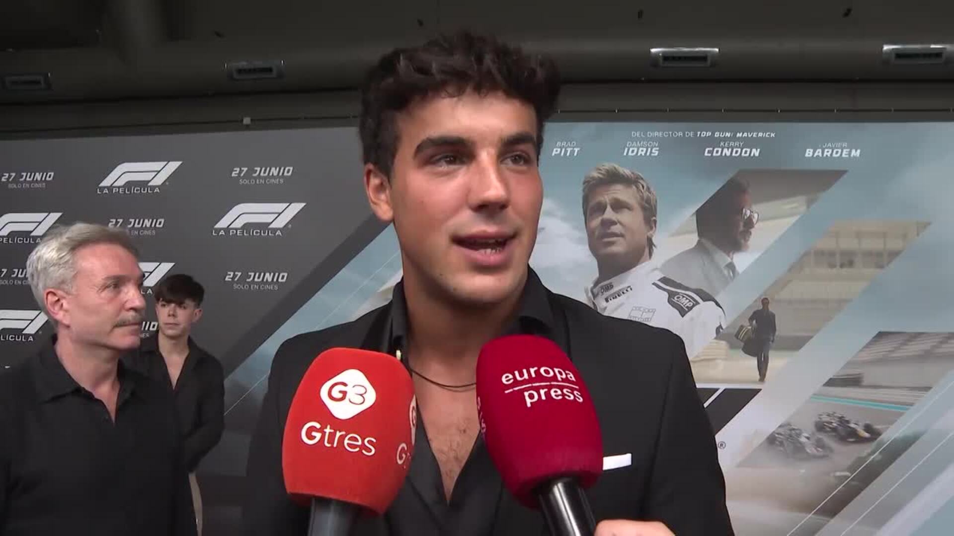 Mario Casas confiesa si tiene planes de boda con Melyssa Pinto: "Estoy muy feliz"