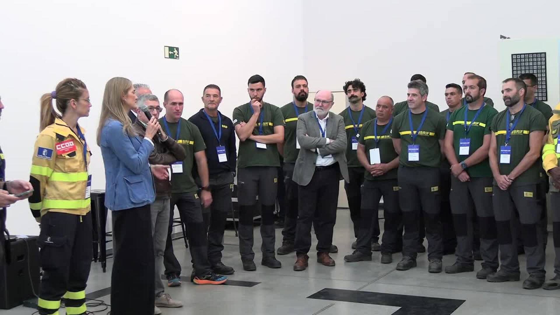 Aagesen propone a bomberos y forestales trabajar juntos para tener las mejores condiciones