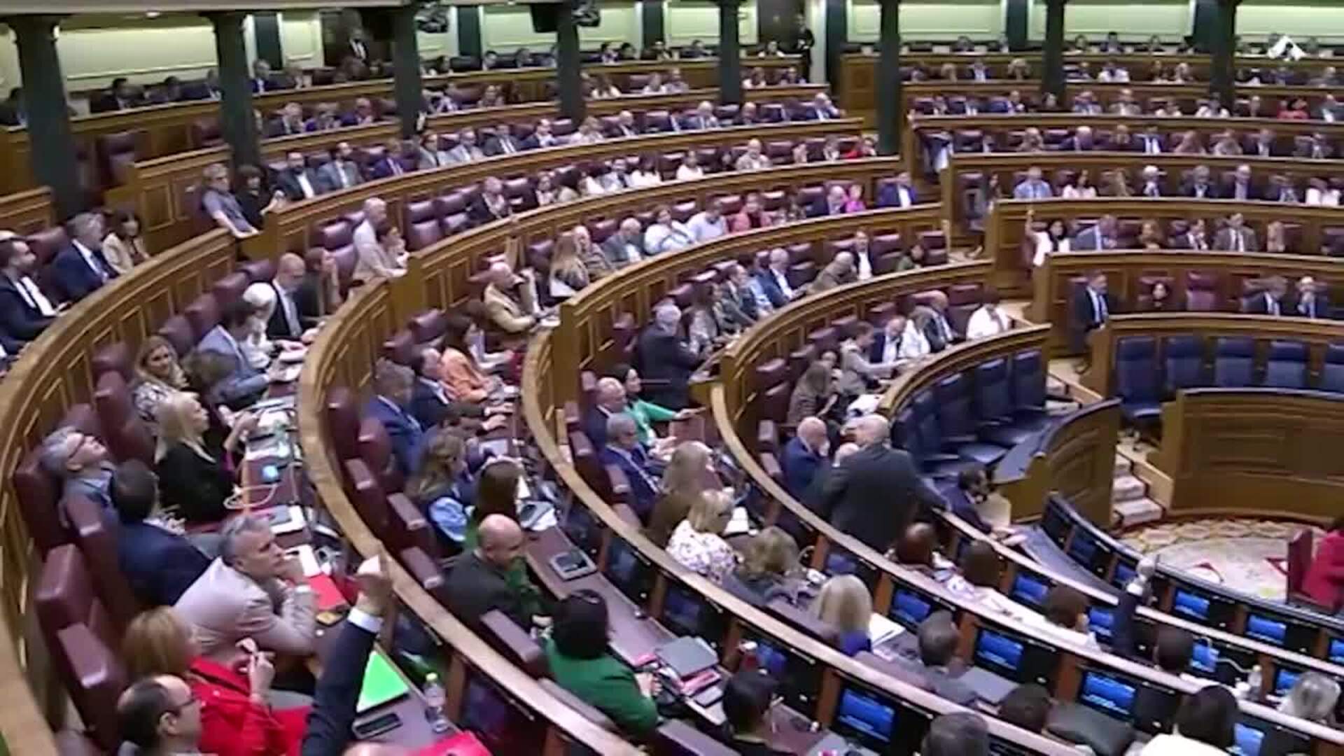El Congreso tumba la ley del BNG para reducir la jornada laboral a 35 horas