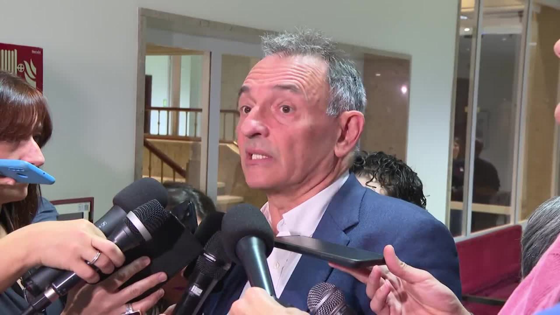 IU acusa al juez Puente de "injerencia" al poder legislativo