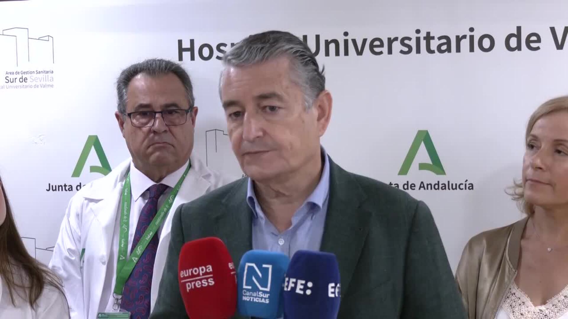 Inauguran laboratorio de Análisis Clínicos en el Hospital de Valme con más capacidad.