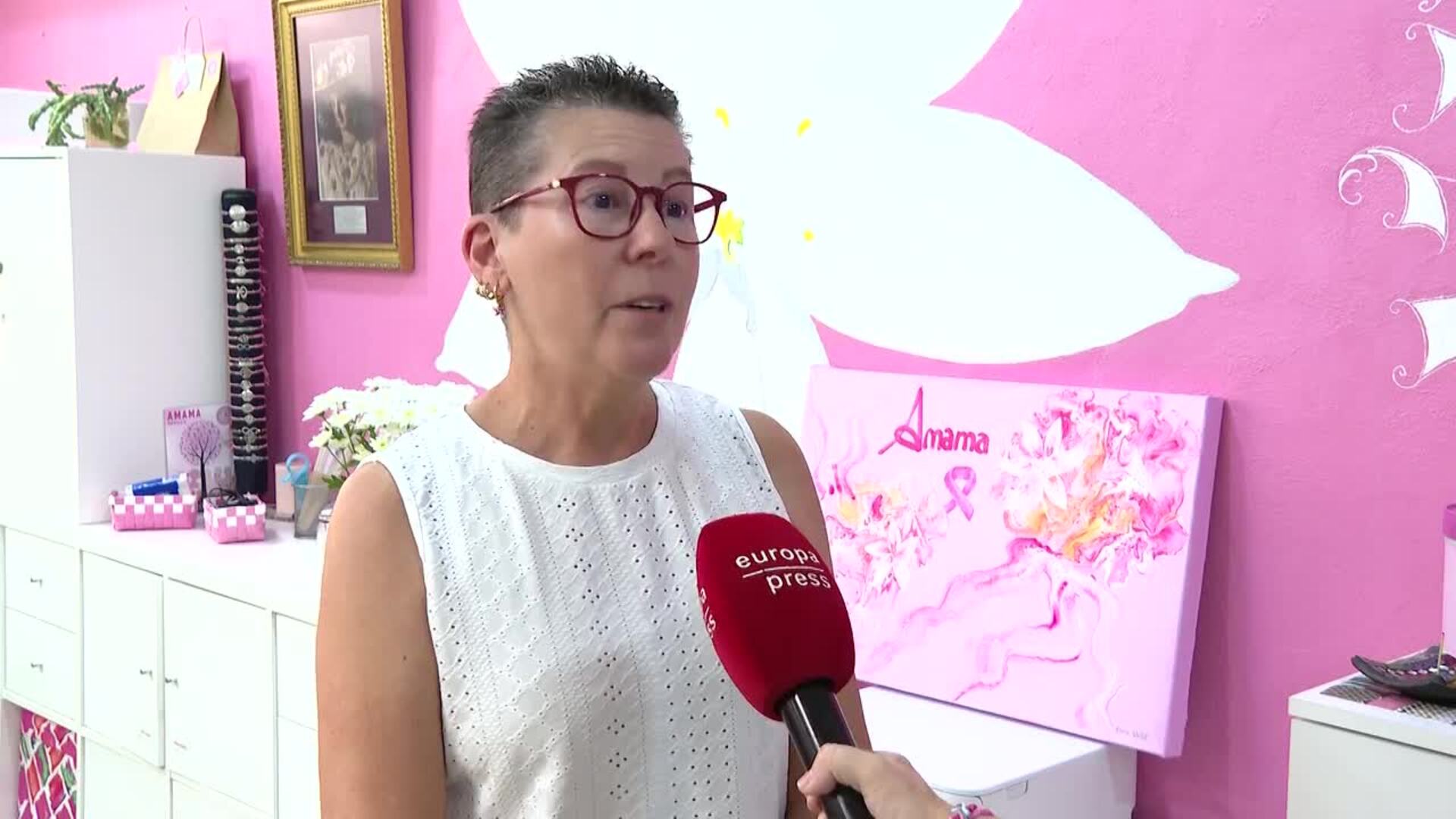 Paciente con cáncer de mama siente “rabia” por la tardanza en las pruebas