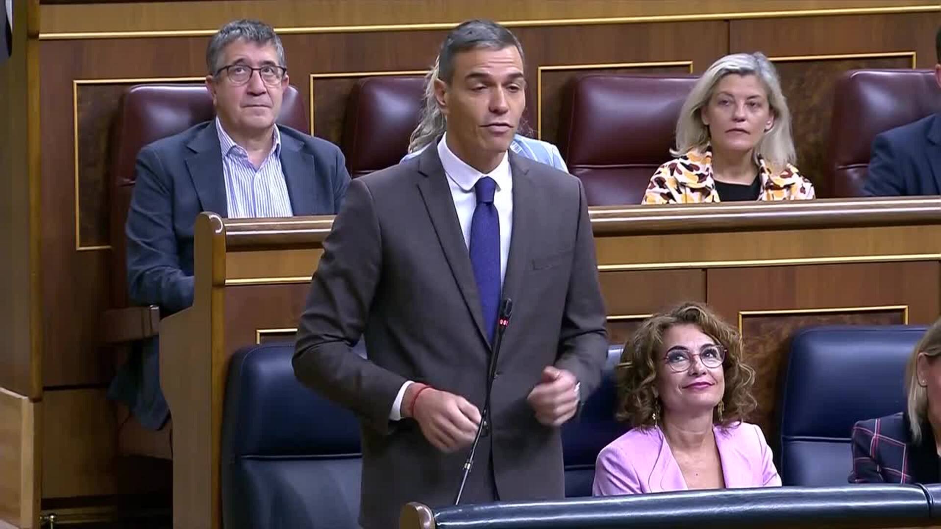 Los cribados de Andalucía y la presunta financiación ilegal del PSOE protagonizan el pleno