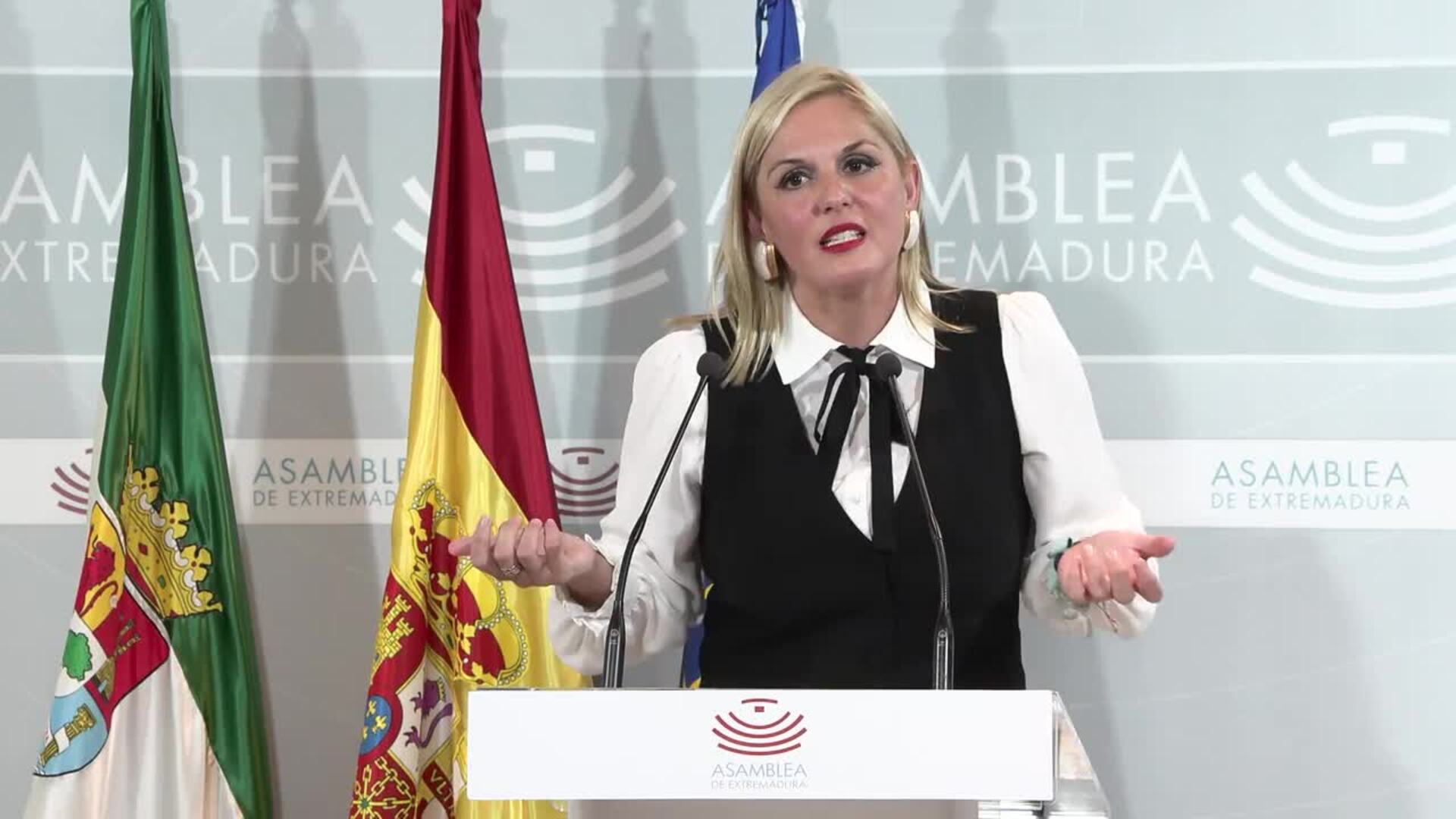 Junta remarca que escuchará a los extremeños con elecciones si la oposición mantiene "bloqueo"