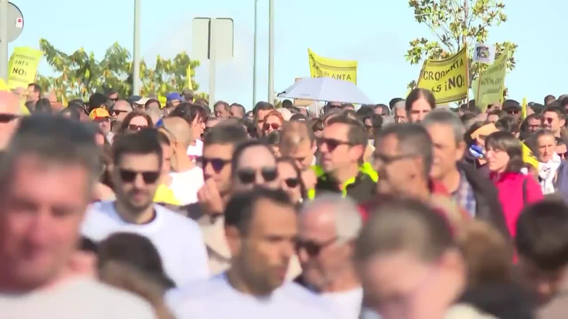 Una manifestación marcha contra la planta de biogás proyectada en Colmenar Viejo