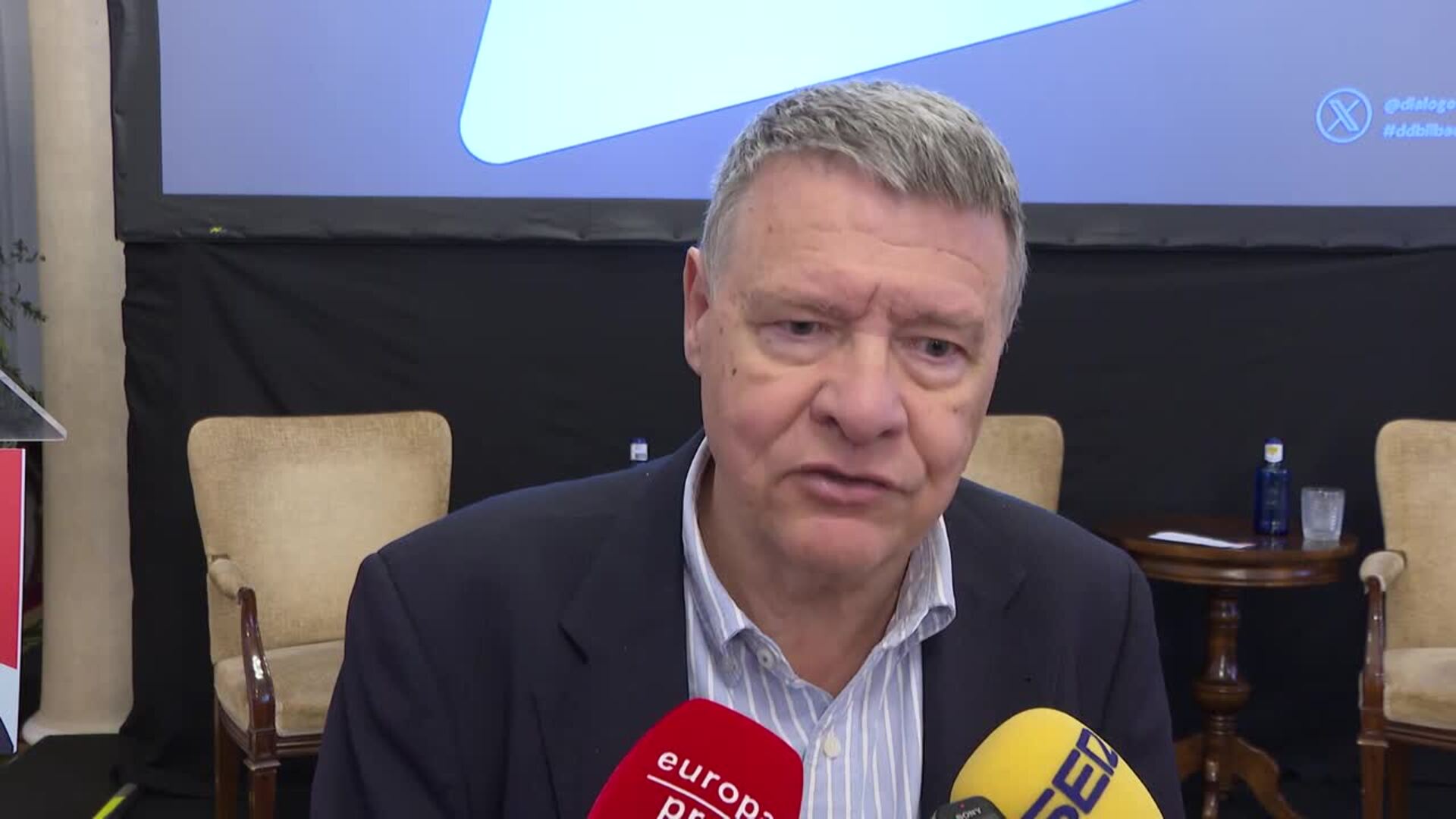 Jordi Sevilla ve "más razonable ir a las urnas" a seguir con "pocas medidas socialdemócratas"