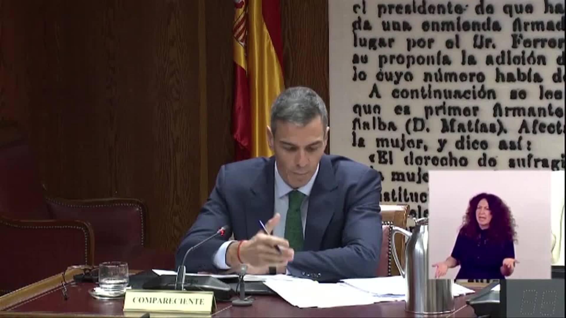 El PP llama "ofendidito" a Sánchez por quejarse de que sus senadores le fotografíen