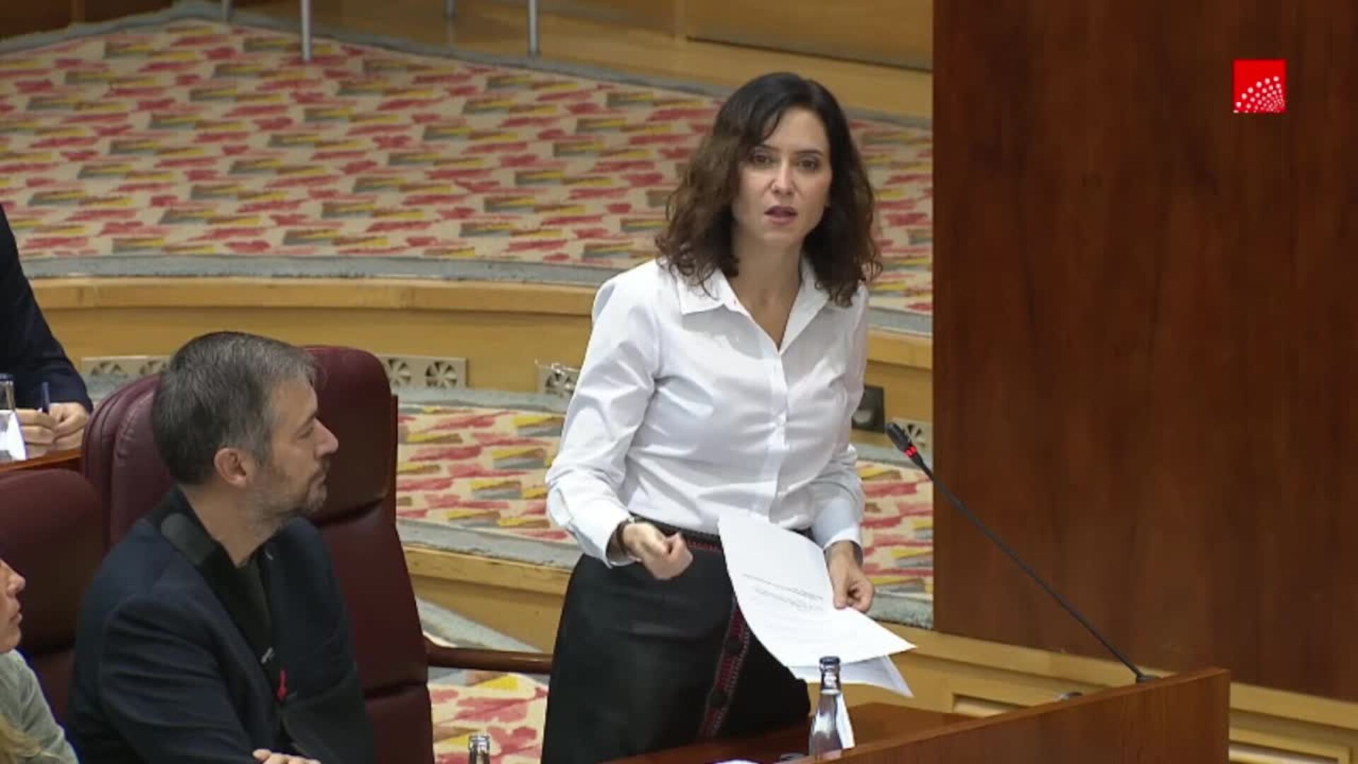 Ayuso reprocha a Vox que rompieran gobiernos para "no responsabilizarse de nada"