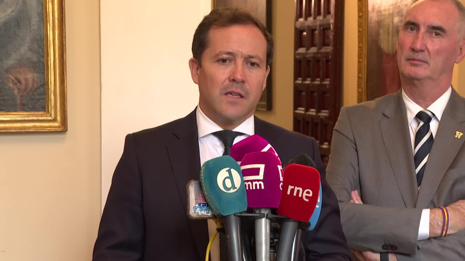 Velázquez cree que hay señales "positivas" de que trazado del AVE recogerá propuesta del Ayto.