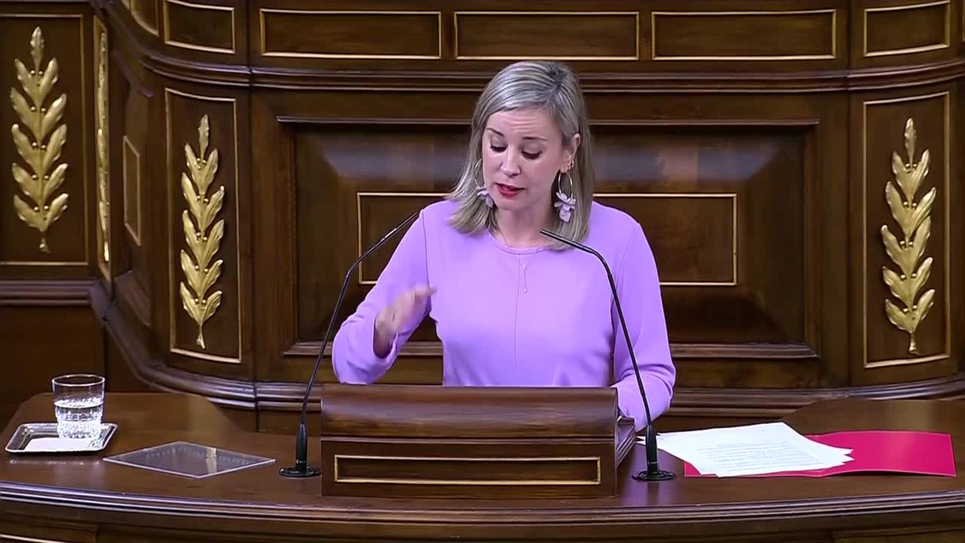 Sumar pide a Sánchez "valentía" en vivienda y que compre 25.000 pisos de fondos inmobiliarios