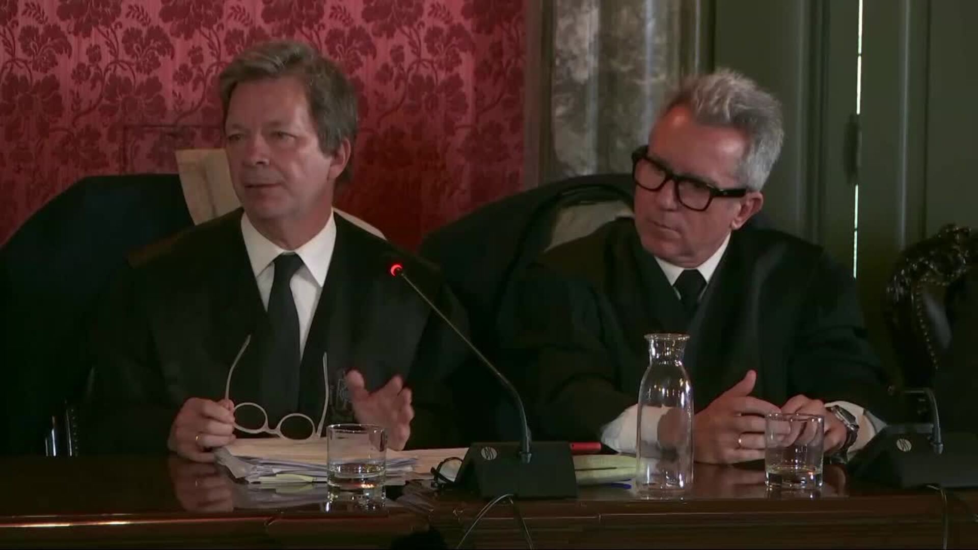 ICAM dice que le guía defensa del secreto profesional y que haría lo mismo con la "esposa de"