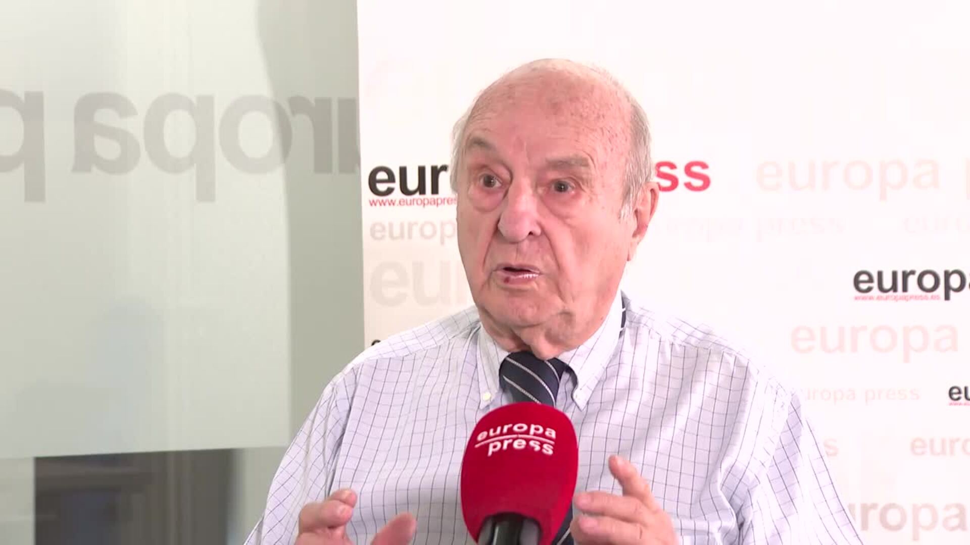 Periodista destaca que en 1974 "fue la primera vez que tuvimos acceso al entorno" de Franco