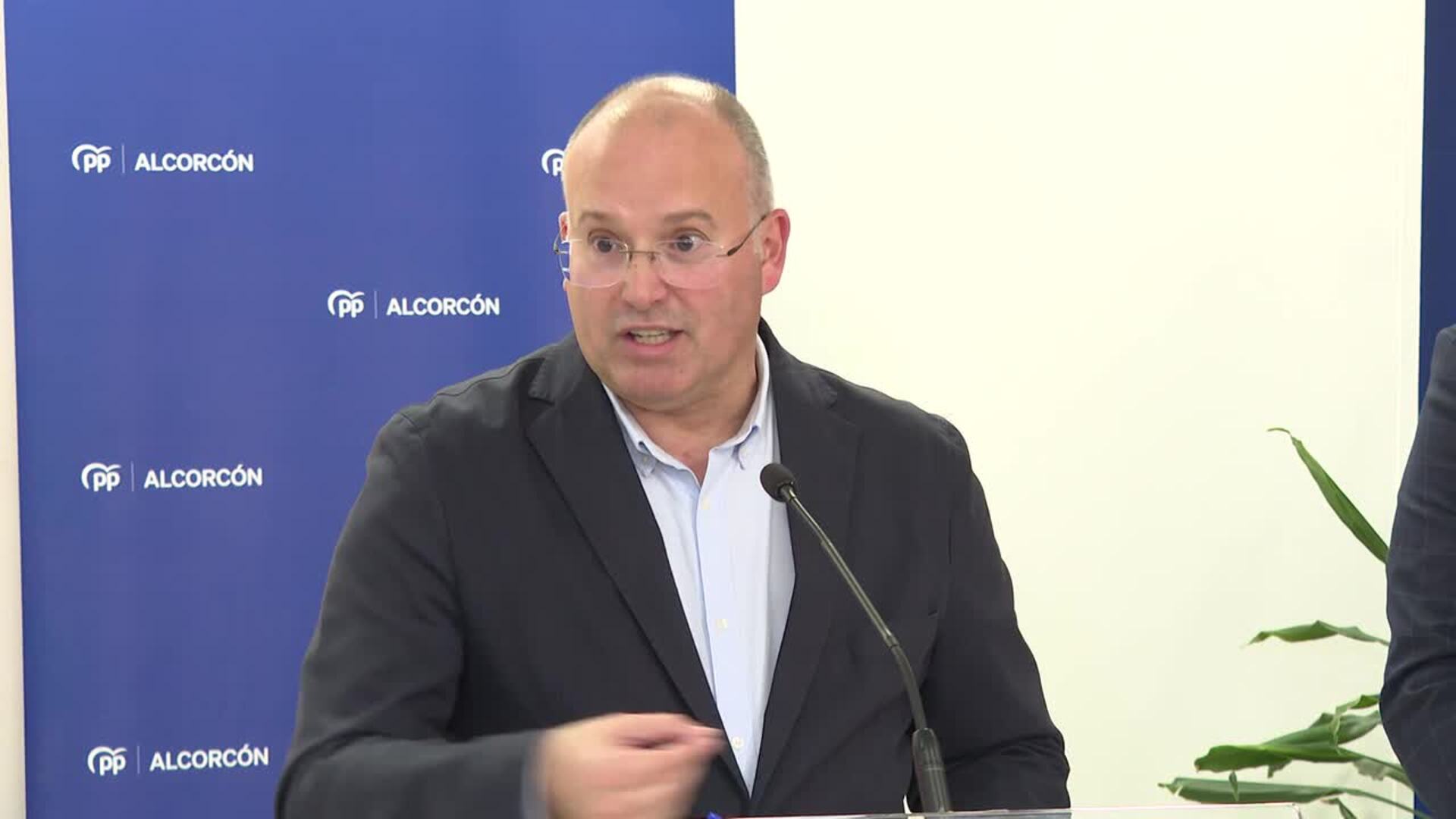 Tellado recomienda una canción de Rosalía a Sánchez: "Se ha convertido en La Perla de España"