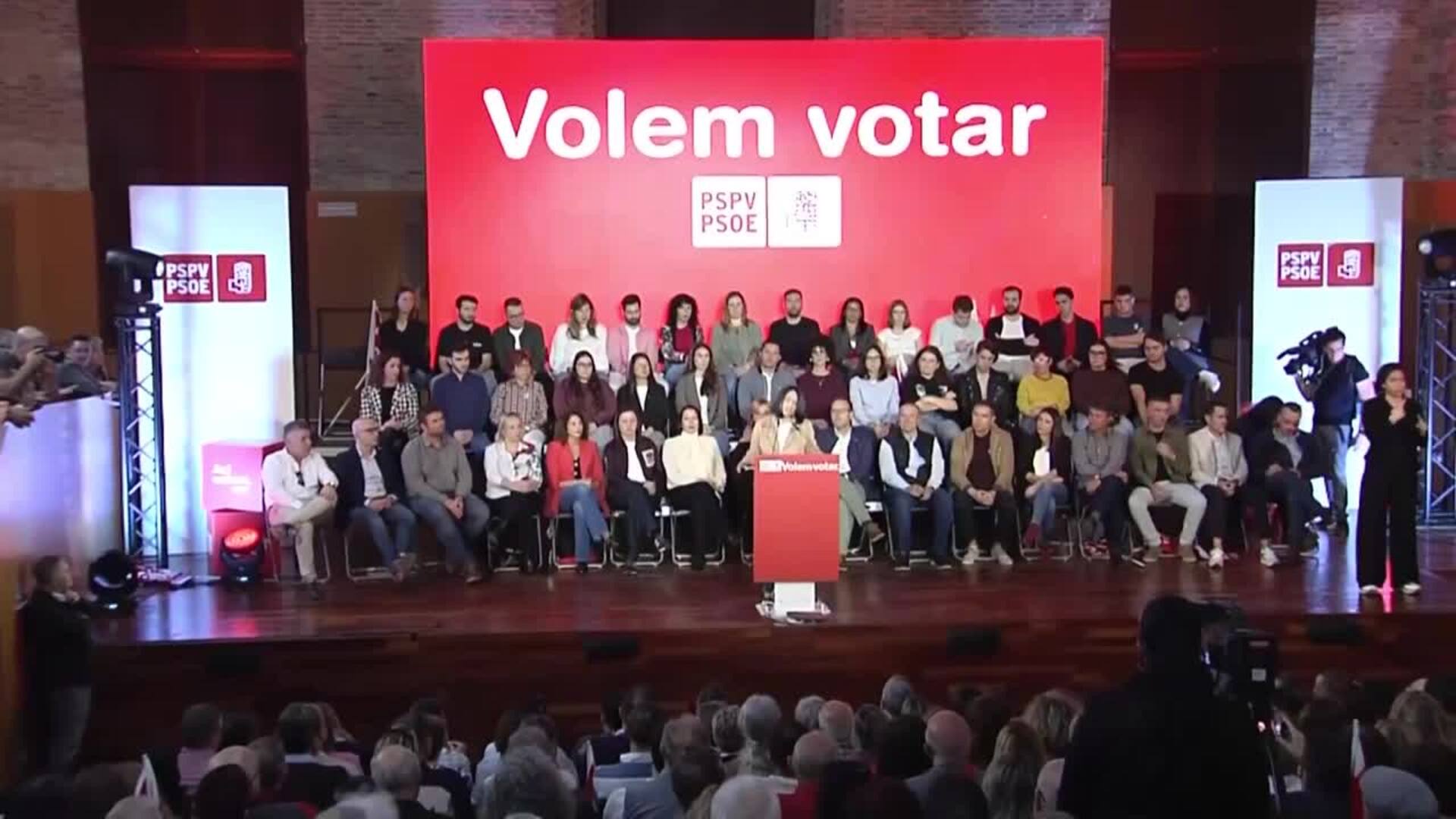 Torró carga contra Feijóo por su "falta de liderazgo"