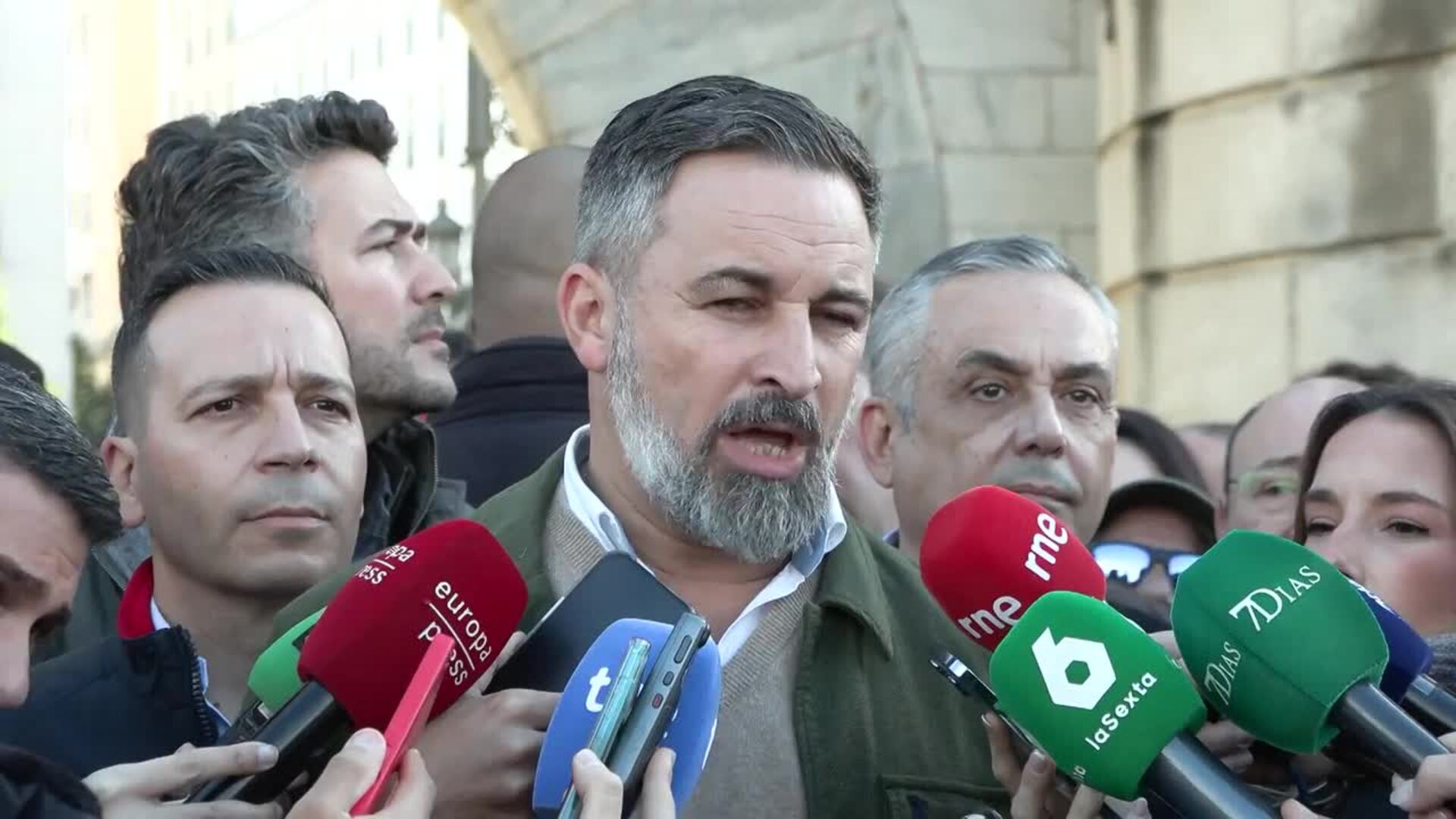 Abascal exige a la Generalitat "que se enfrente con todo" al Gobierno por las obras hidráulicas