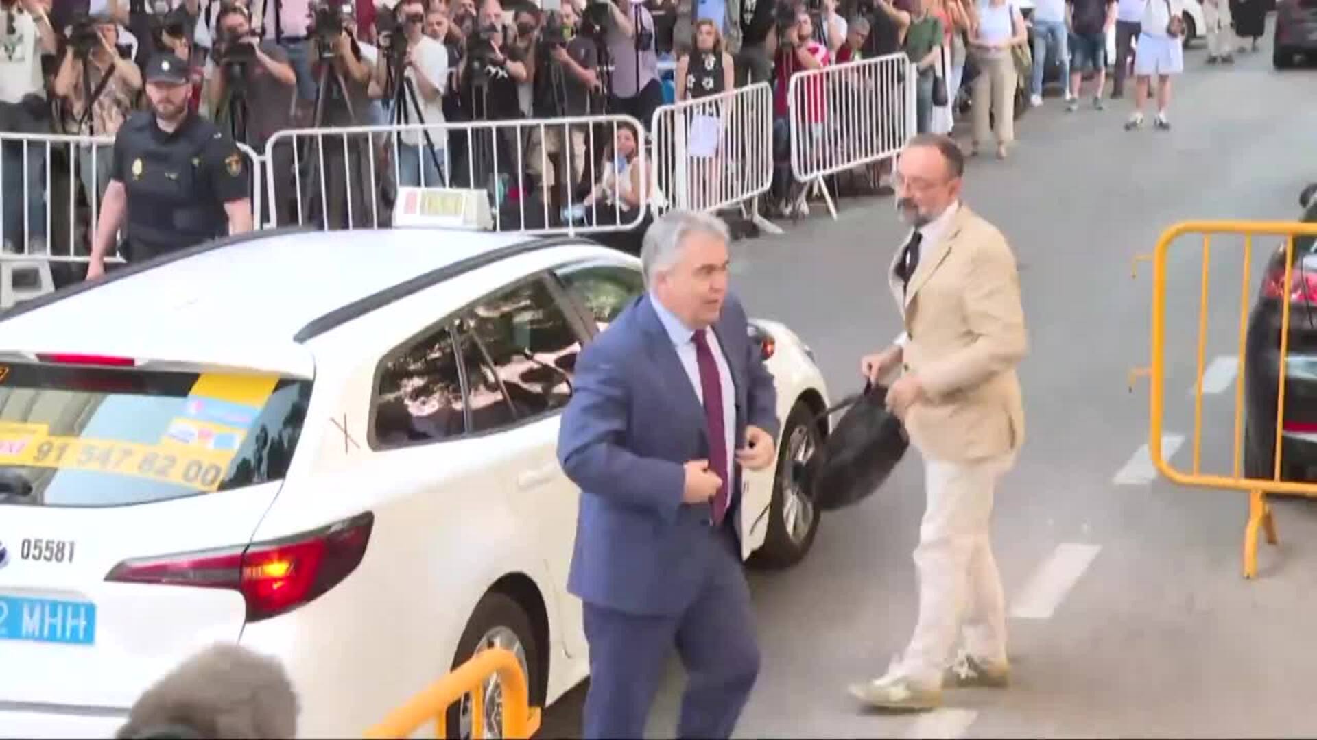 El Supremo imputa a un ex directivo de Acciona y a dos subordinados tras los últimos registros