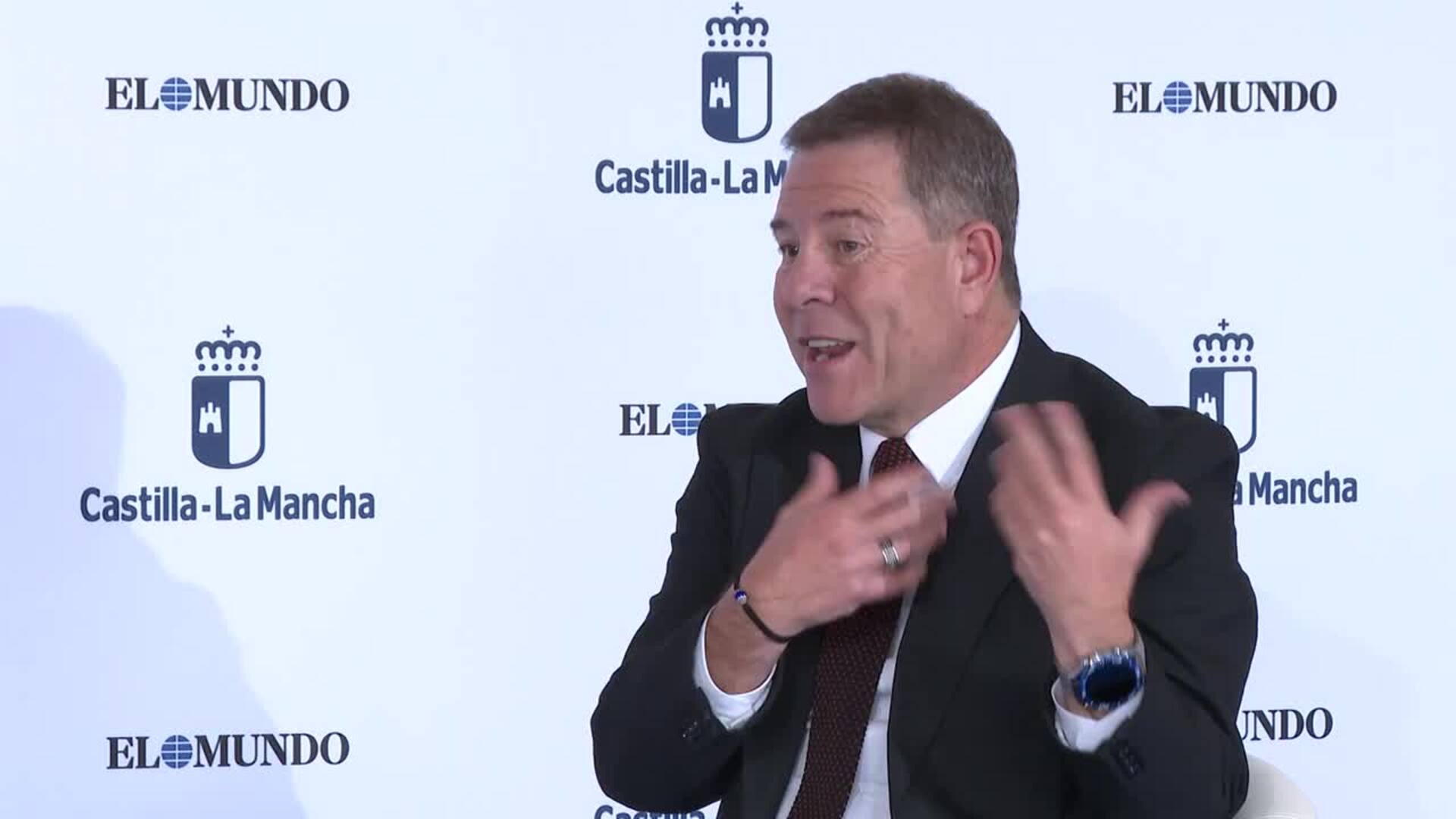 Page pide a PP y PSOE armonizar los servicios que prestan CCAA